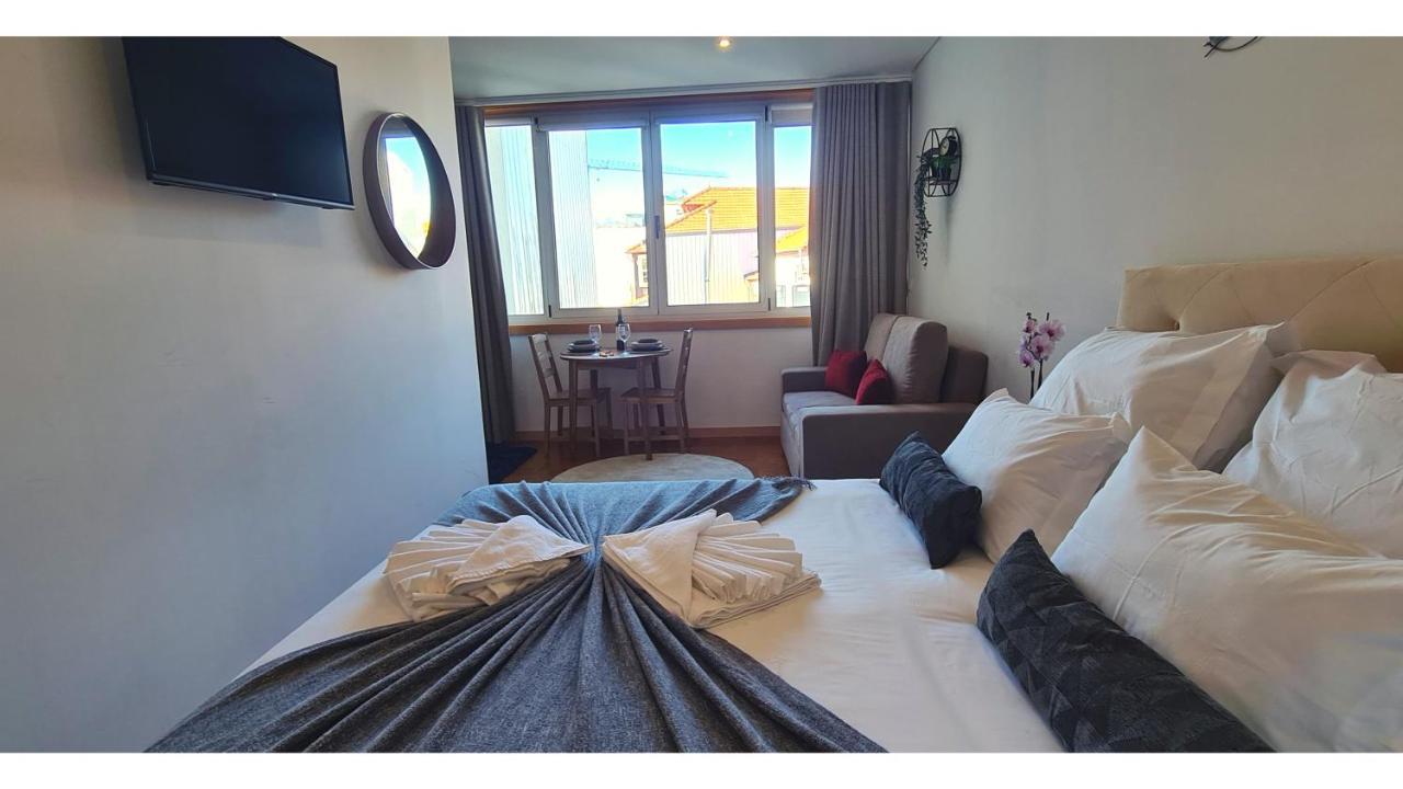 Rentalist Apartaments- Santa Catarina Porto Buitenkant foto
