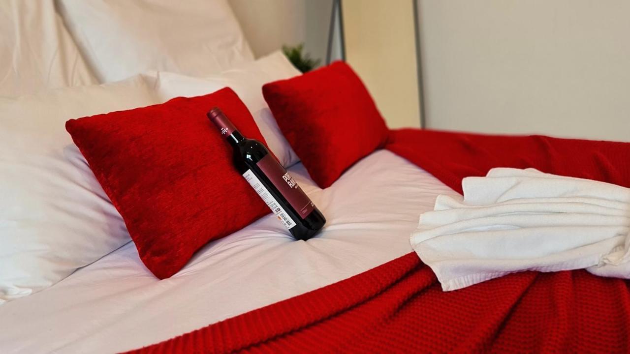 Rentalist Apartaments- Santa Catarina Porto Buitenkant foto