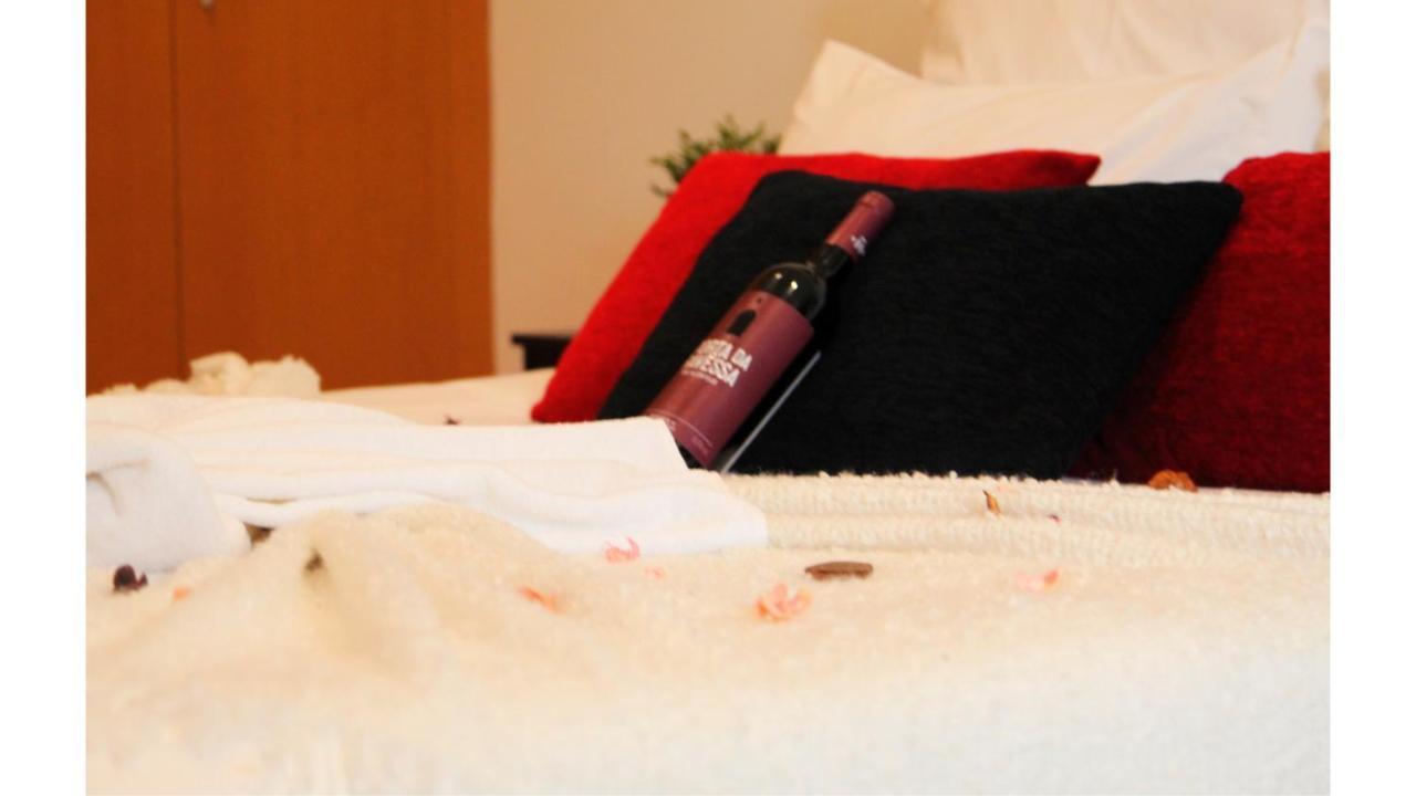 Rentalist Apartaments- Santa Catarina Porto Buitenkant foto
