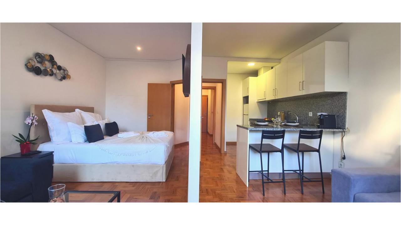 Rentalist Apartaments- Santa Catarina Porto Buitenkant foto