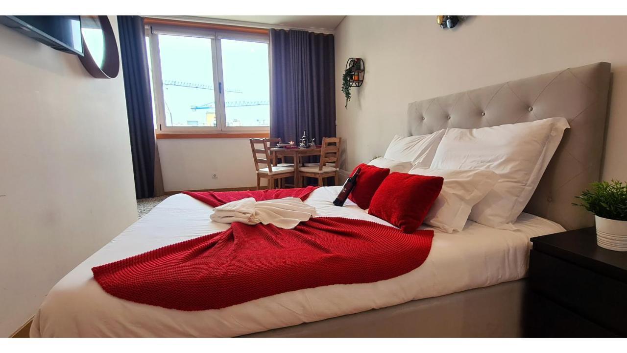 Rentalist Apartaments- Santa Catarina Porto Buitenkant foto