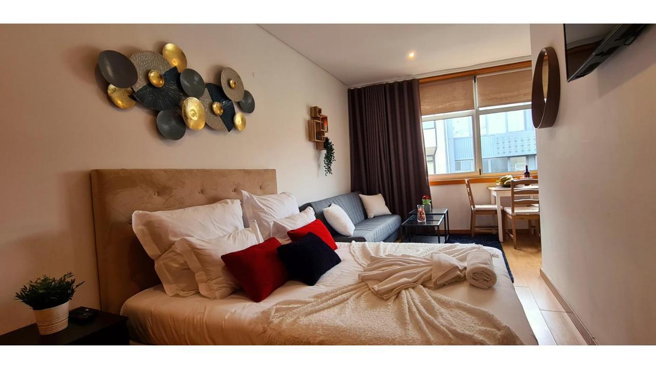 Rentalist Apartaments- Santa Catarina Porto Buitenkant foto